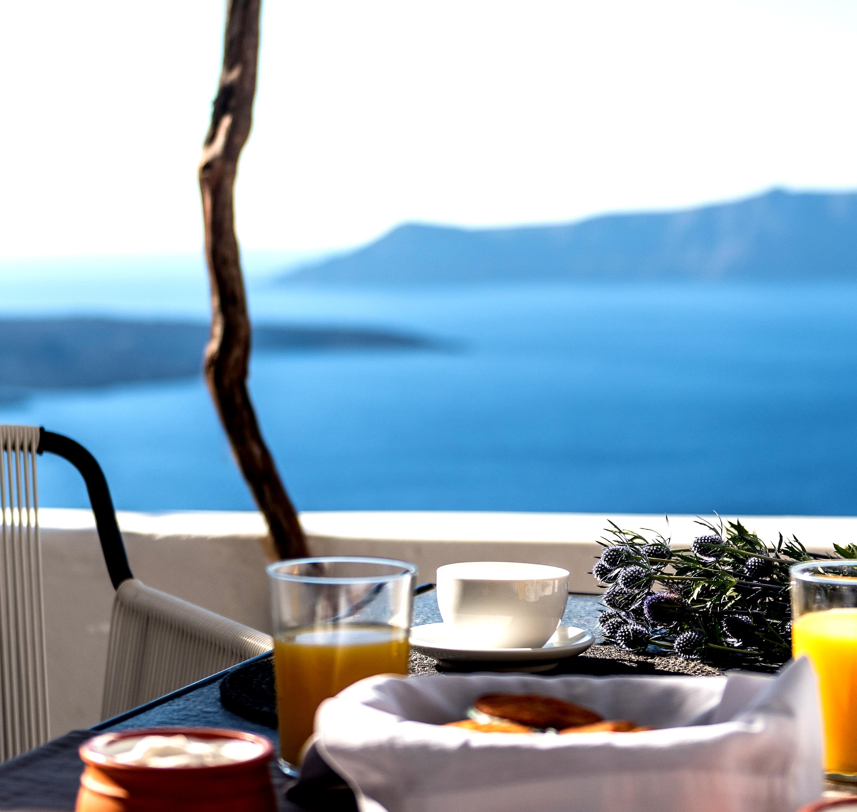 Porto Fira Suites